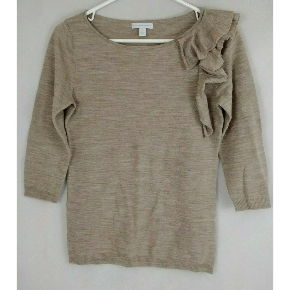 New York & Company Light Brown 3/4 Sleeve Blouse With Ruffled Shoulder Size XS
